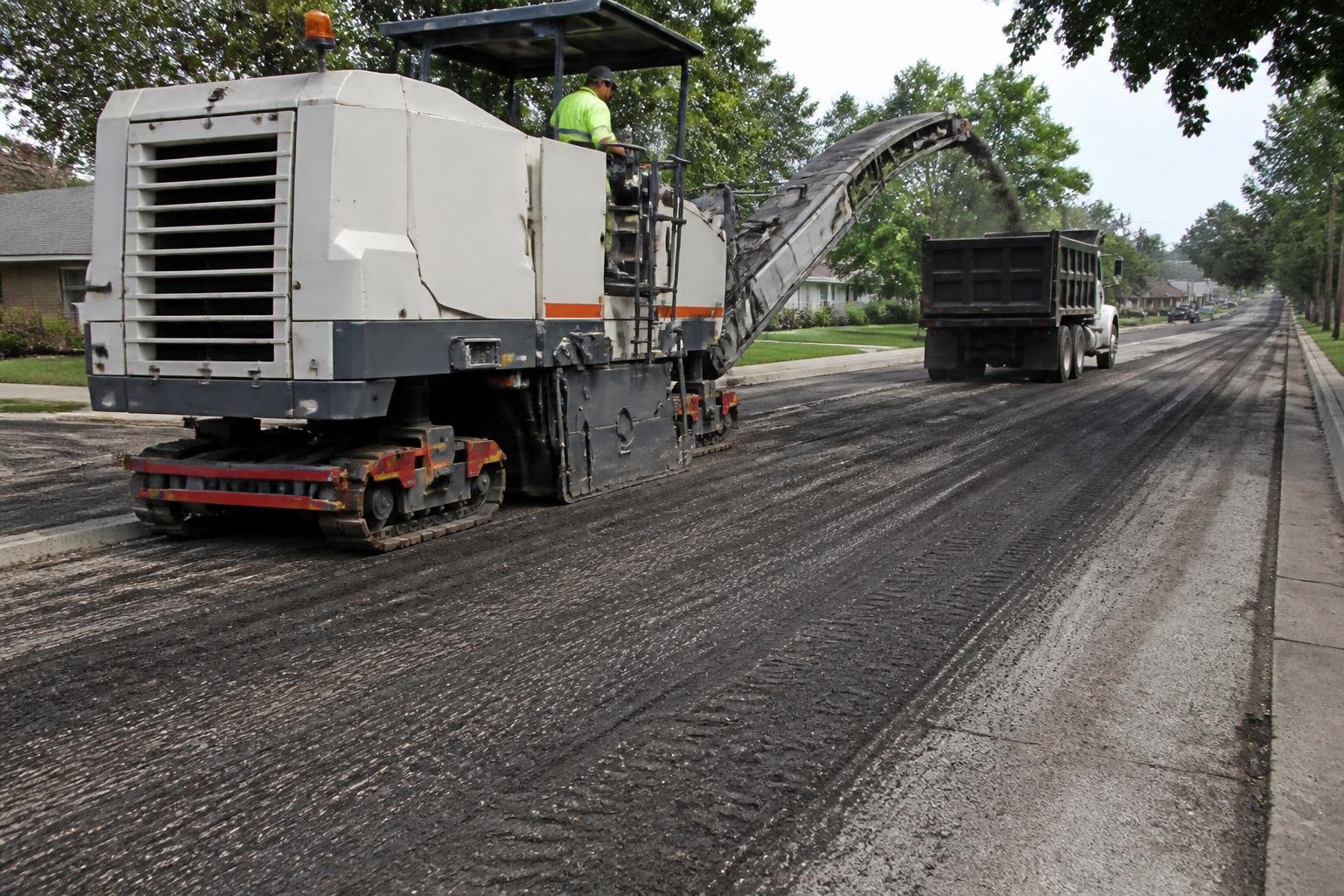 Asphalt Milling services by South Florida Paving Inc.