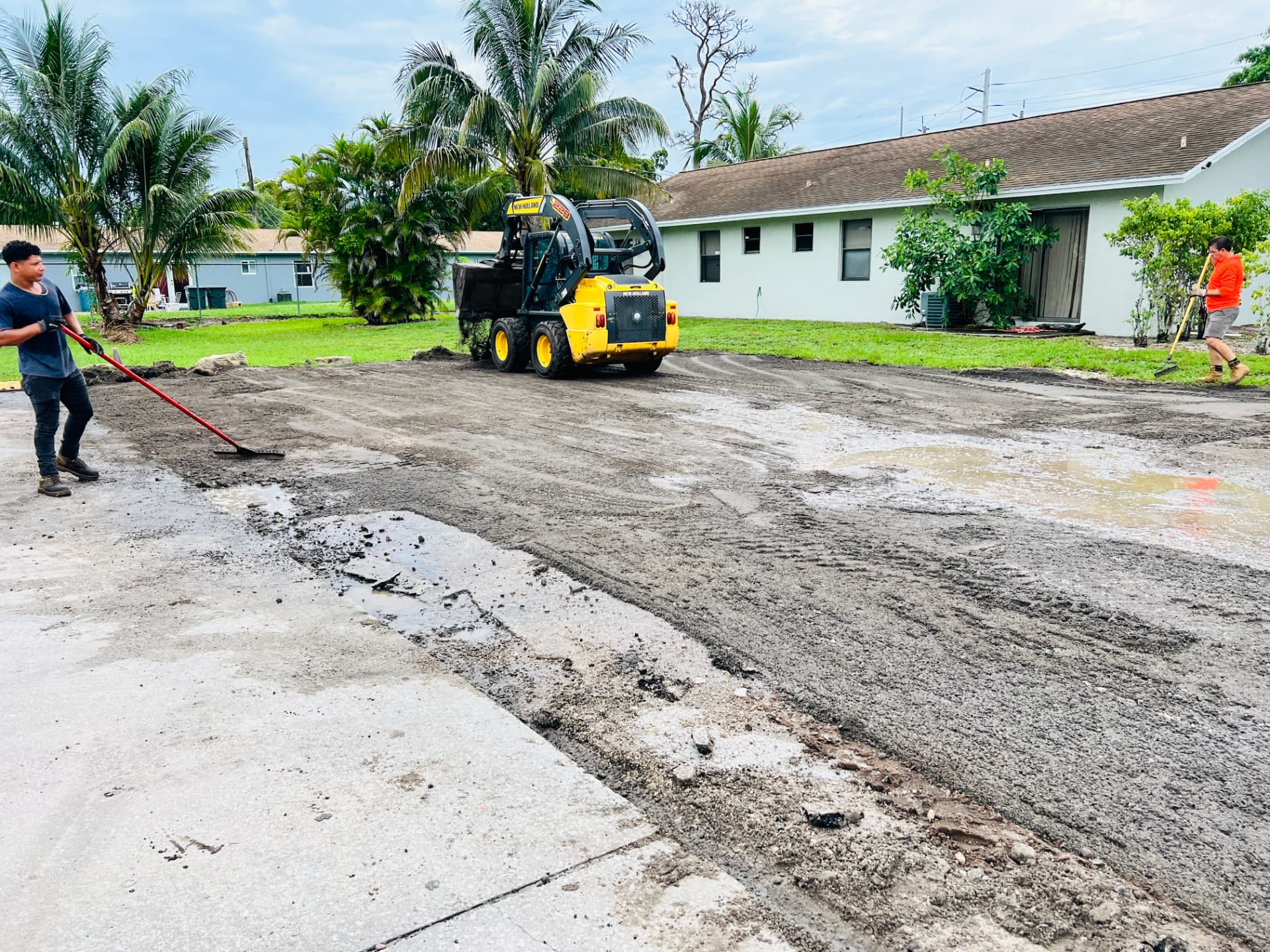 Residential Asphalt Paving project photo 4 by South Florida Paving