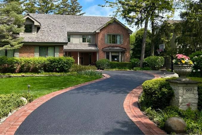 Asphalt Driveway project photo 2 by South Florida Paving
